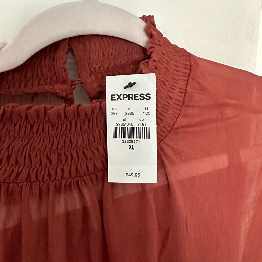 NWT ! Express XL long sleeve top